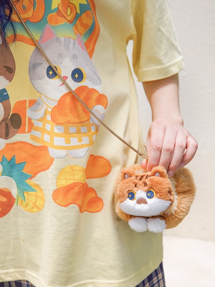 Gelbes T-Shirt mit süßem Kätzchen-Print