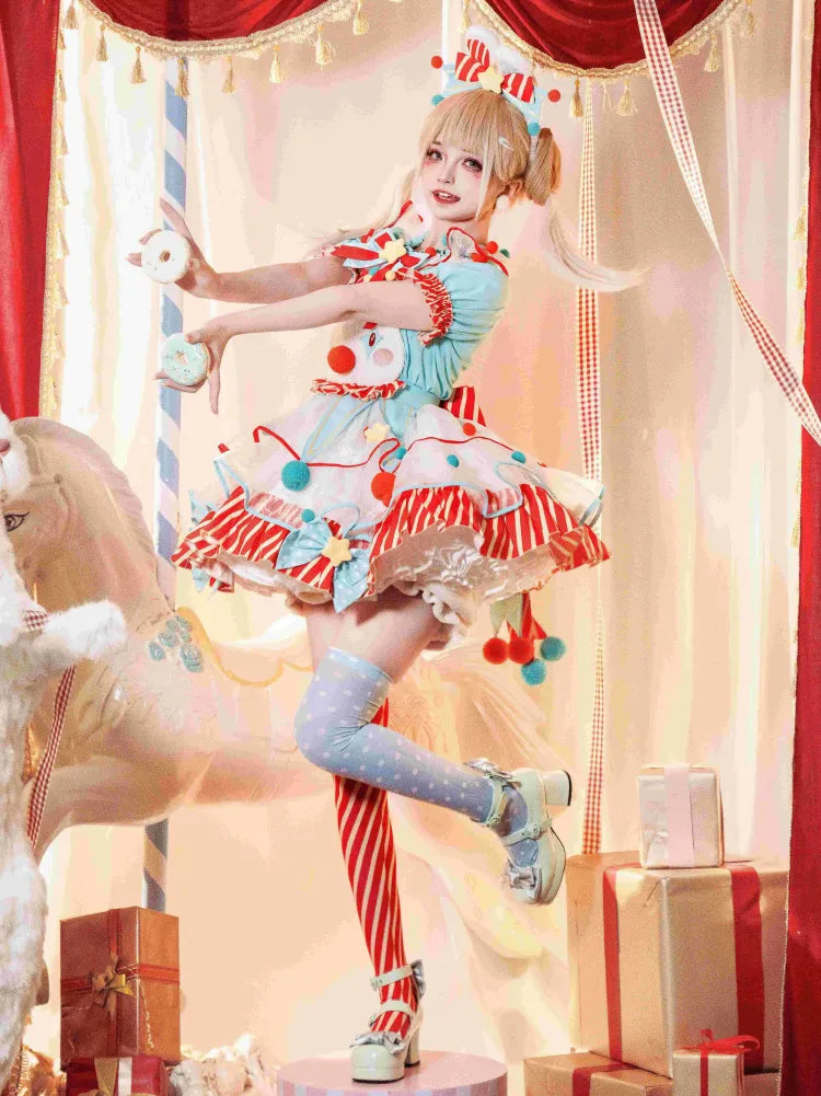 サーカスグリーンのロリータドレスとクラウンコアのスイートパステルボディスオーバーオール、バニーオレンジのクラウンフリース