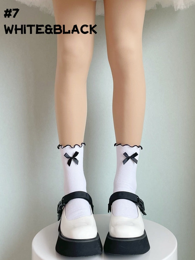 Ruffled Contrast Trim Lolita Ankle Socks