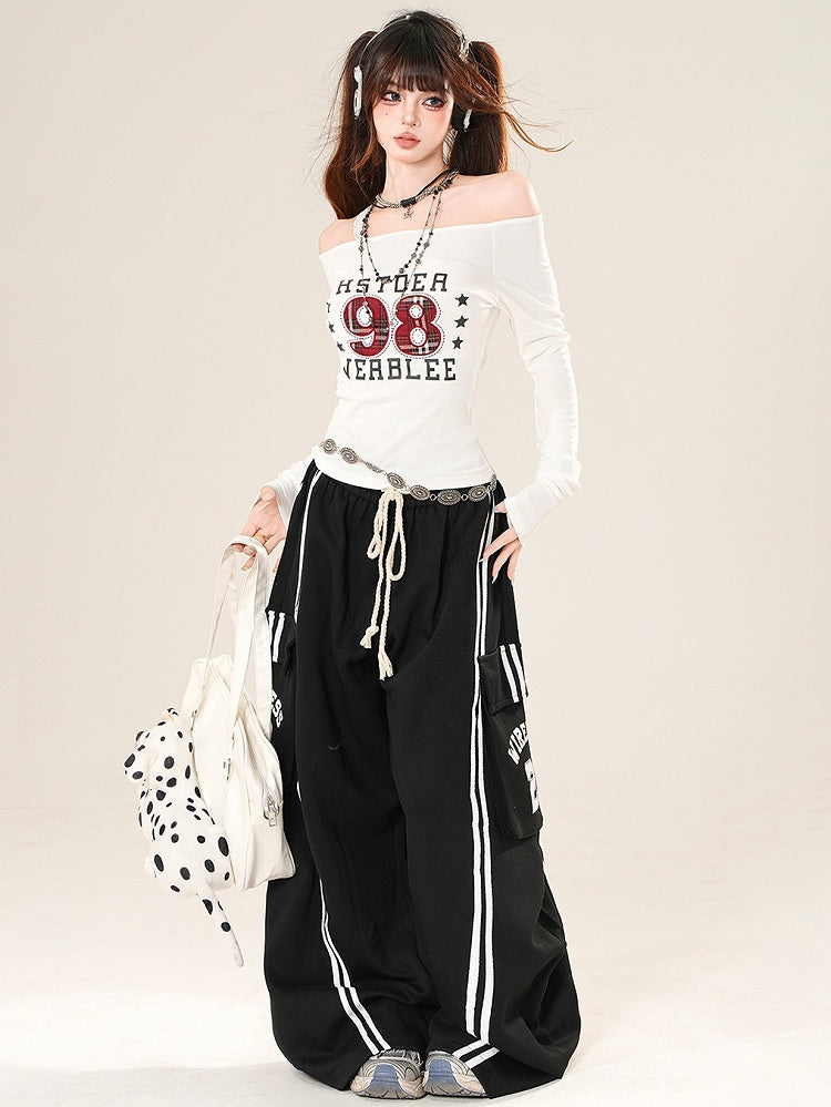 Verzierte Nummer Schwarze Hose mit weitem Bein Taschen Buchstaben Cargo Cut Print und Bittersüß
