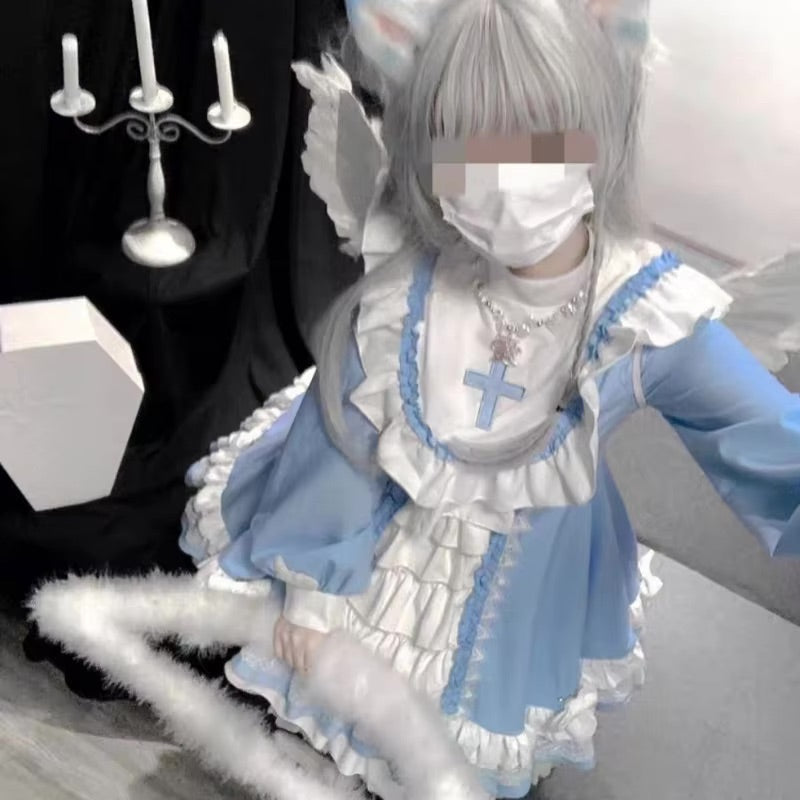 Robe bleue à volants « Ave Maria »