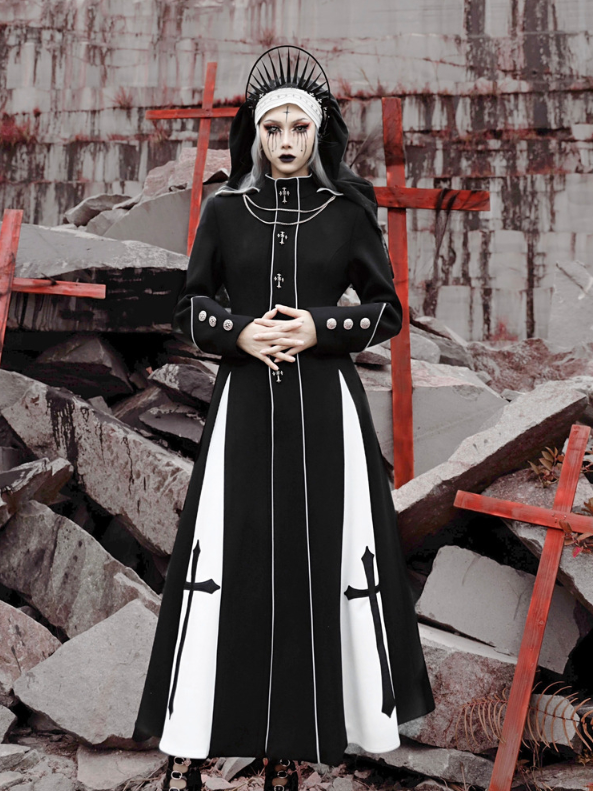 Schwarz-weißer Gothic-Wollmantel mit hohem Kragen