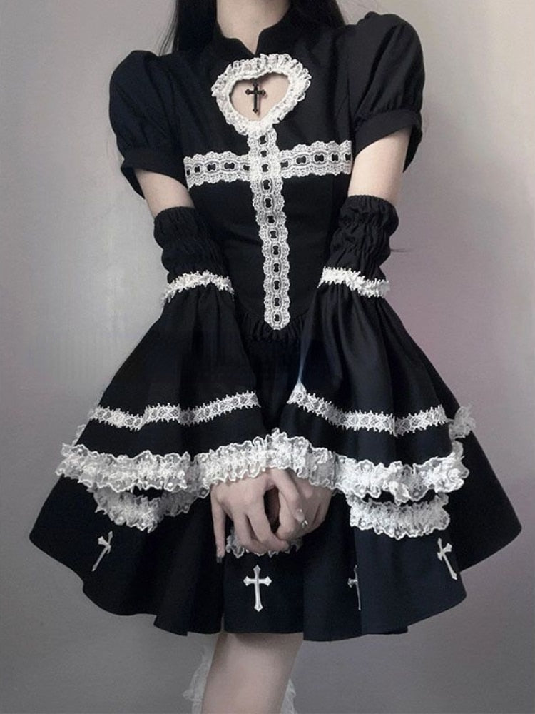 Schwarzes „The Sinning Maid“-Kleid
