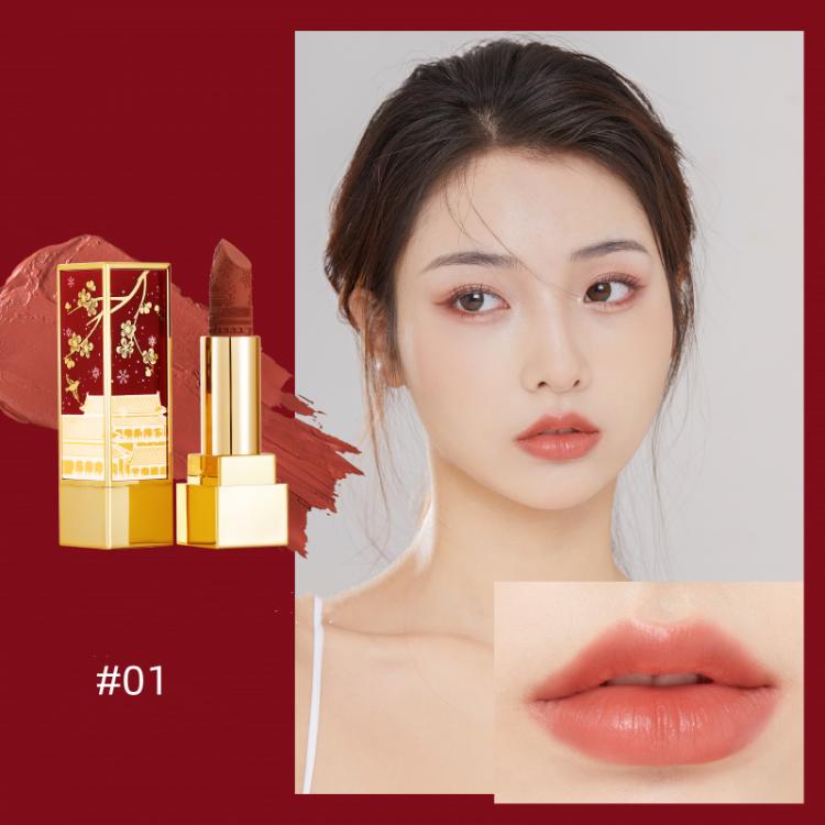 Lippenstift „Forbidden City“ mit geprägtem Matt-Finish
