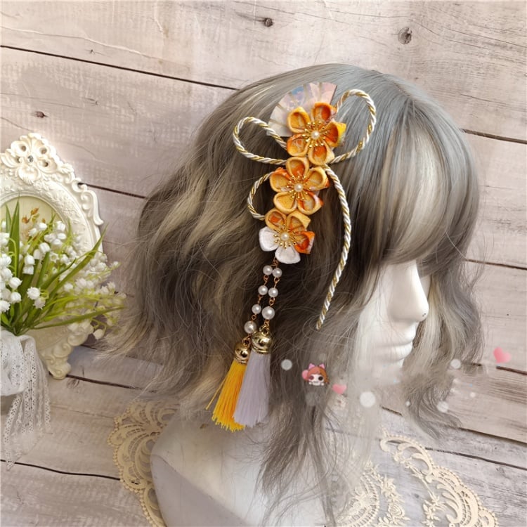 Sakura-Haarspange mit Fächer-Detail und Quasten