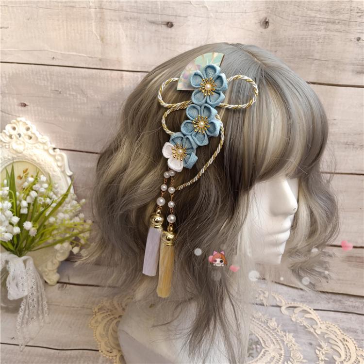 Sakura-Haarspange mit Fächer-Detail und Quasten