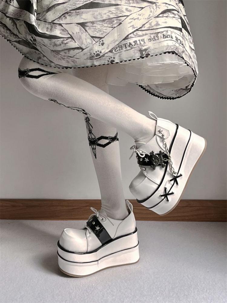 Black and White Star Hunter Pirates Skull Gothic Platforms