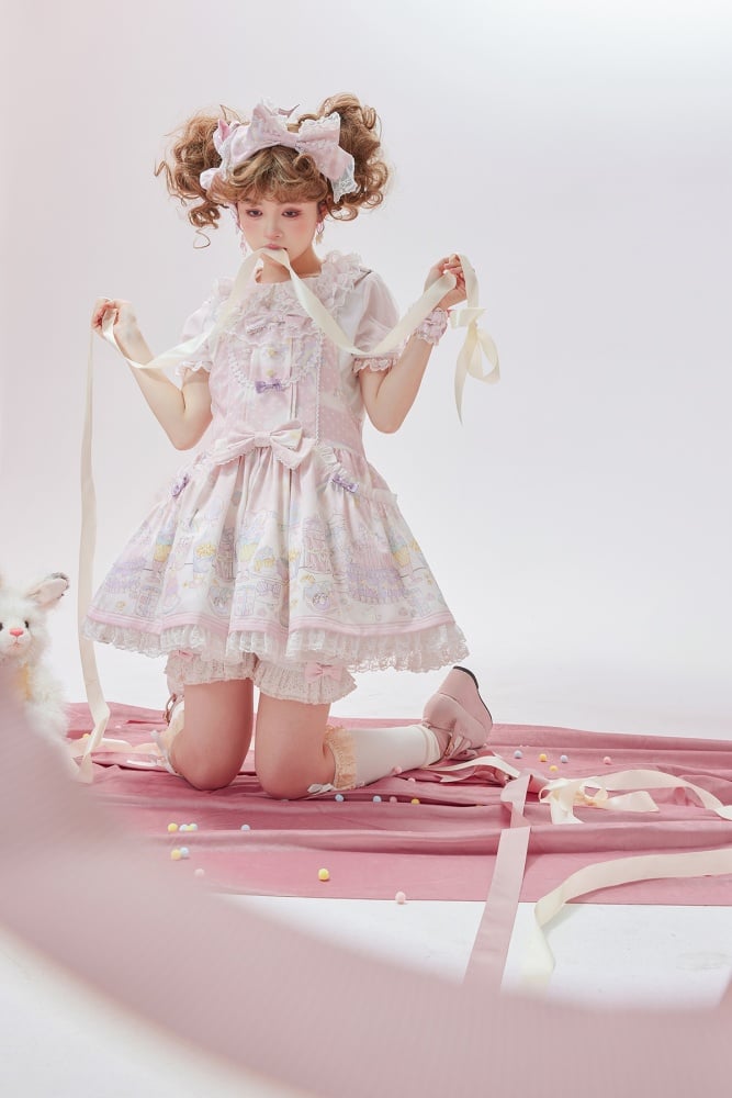 Süßes Lolita-Overallkleid mit abnehmbarer Kapuze und Einhorn- und Dessert-Rosa