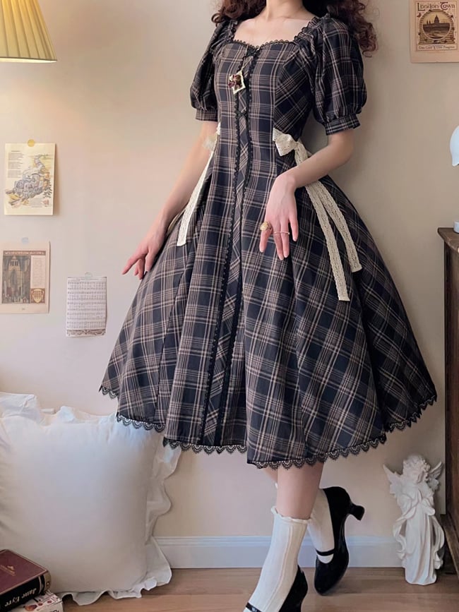 Schwarzes Kleid Fit Muster Schlanke Taille Plaid Kurze Ärmel Lolita