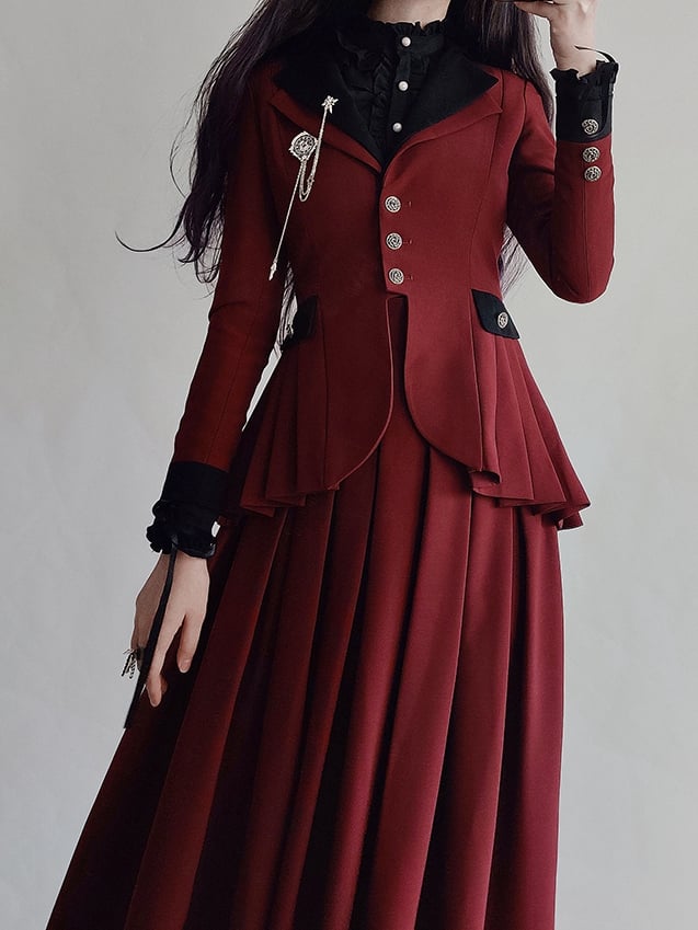 Plus Size Friendly - Weinrotes Blazer-Rock-Set mit Faltendetails