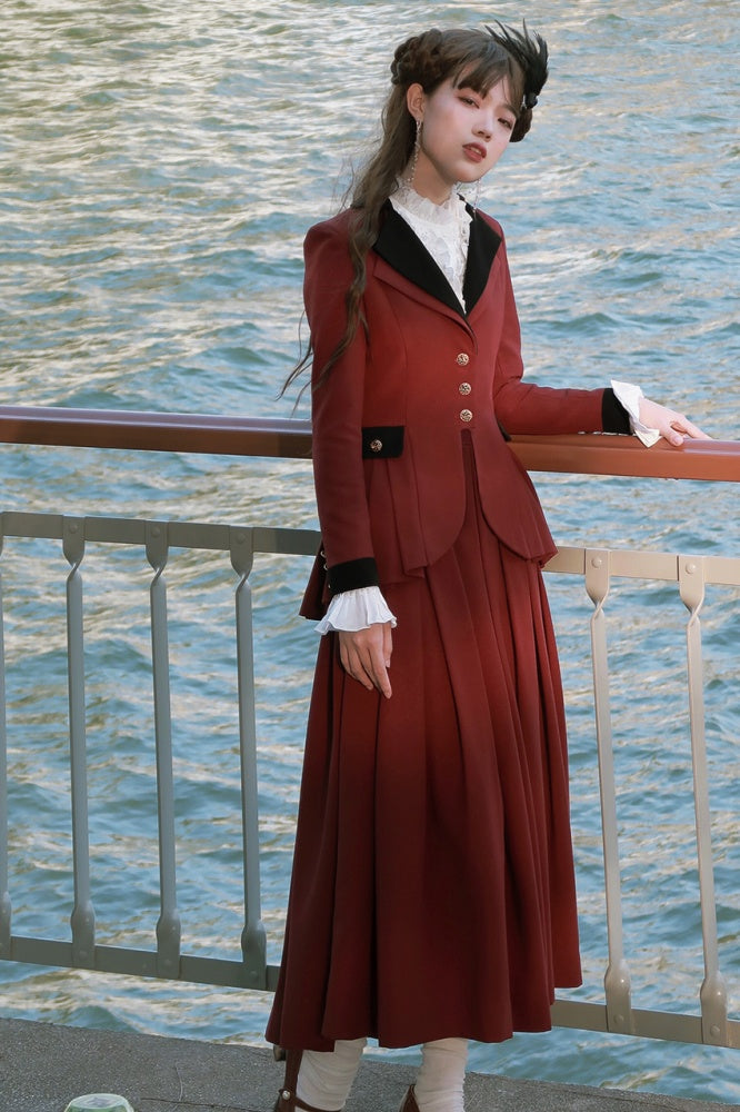 Plus Size Friendly - Weinrotes Blazer-Rock-Set mit Faltendetails