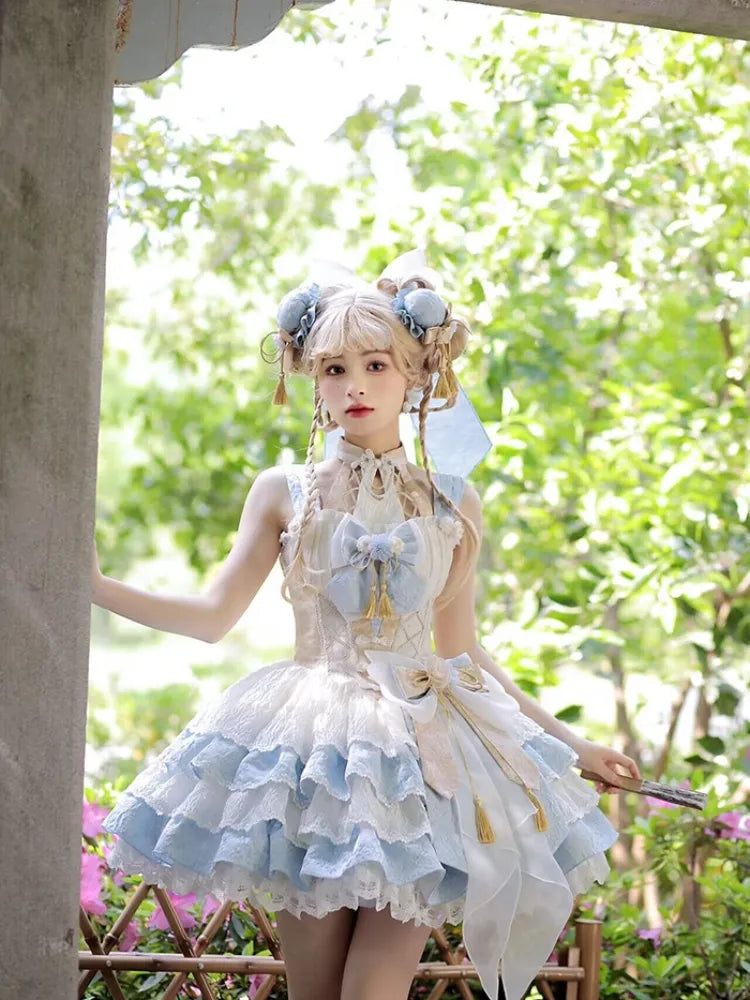 Baskenblaues, abnehmbares Lolita-Hals-Qi-Neckholder-Kleid mit gestuftem Rock und Taille