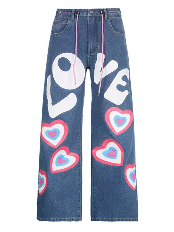 Jeans mit geradem Bein und Herzausschnitt und Buchstaben