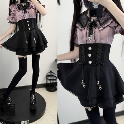 Schwarze Spitze, Double Kei Cutouts, Schleife, Blusenkragen im Jirai-Stil und Schulter lila