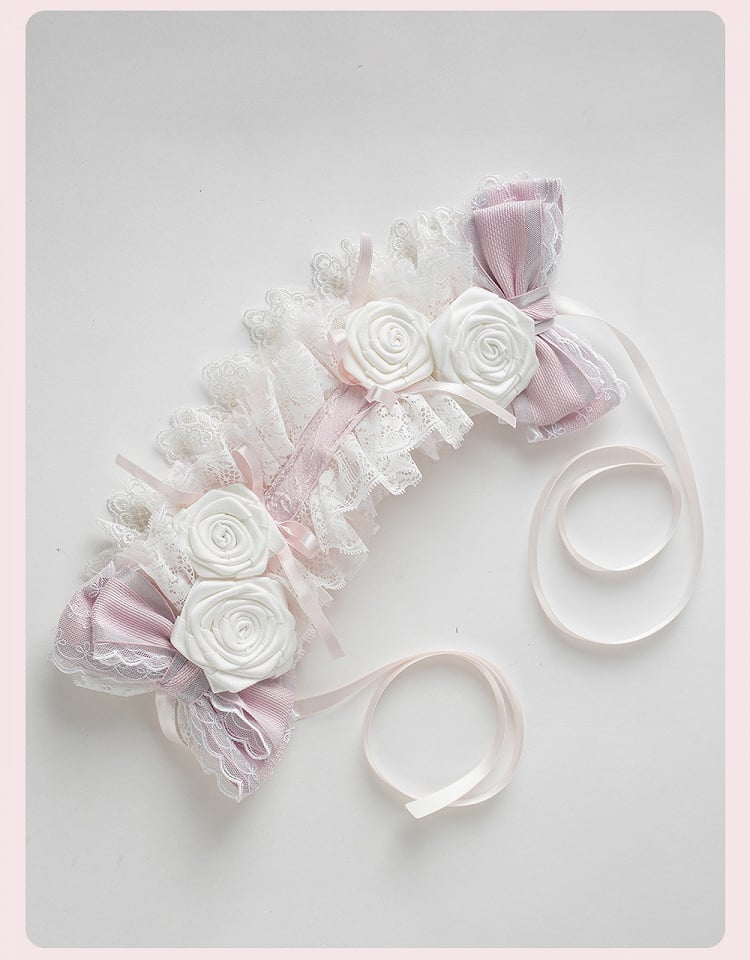Serre-tête Lolita rose à volants et bordure en dentelle florale et nœud