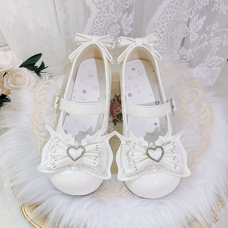 Sweet Lolita Milk White Bowknot Heart Buckle Strap Block Heel Mary Janes