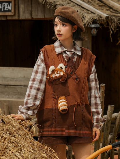 Cute Lesser Panda Brown Colorblock Knit Vest