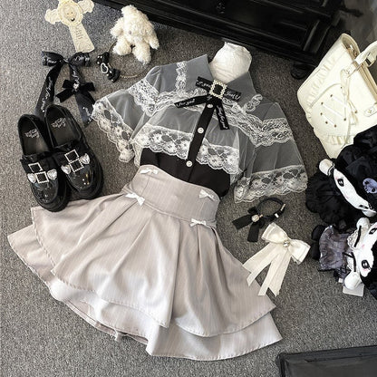Jirai Kei Black/White/BlackWhite Lace Cape Design Short Sleeves Blouse