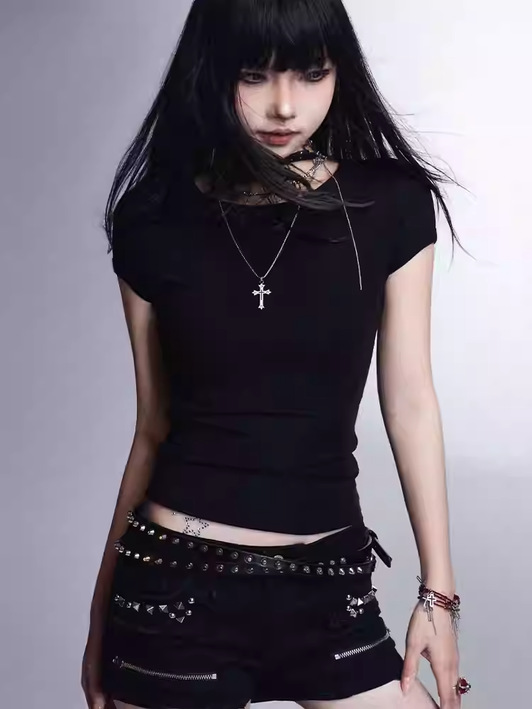 Shorts with Detail Black Low Waist Studded Glamorous Zippers