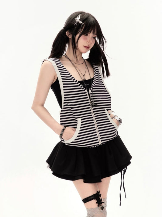 White Black Striped Pattern Backless Hooded Vest and