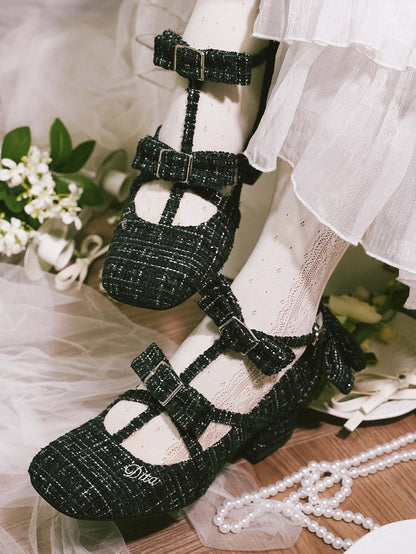 Design Lolita Schwarze Akzente Quadrat mit Schleife Elegante Zehen-T-Riemen-Schuhe