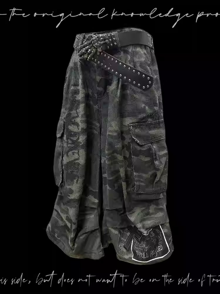 Pockets Camourflage Cross and Skeleton Appliques Cargo Shorts