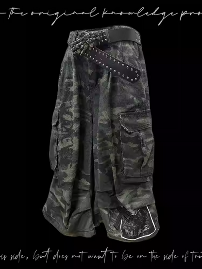 Pockets Camourflage Cross and Skeleton Appliques Cargo Shorts