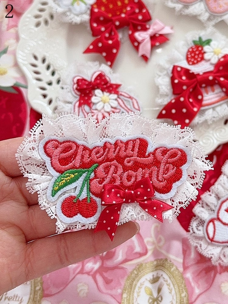 Brooch 6 Options Bear/Cherry/Strawberry