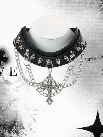 Schwarz/Weiß/Grau Choker Ohrstecker Charm Details Kreuz