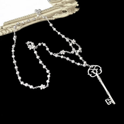 Silver Key Pendant Beaded Necklace