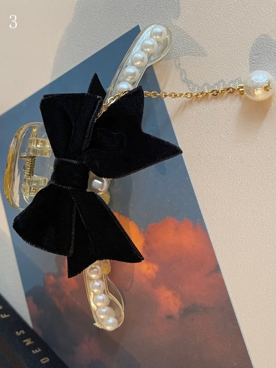 Beaded Bowknot Black Claw Clip Decorated