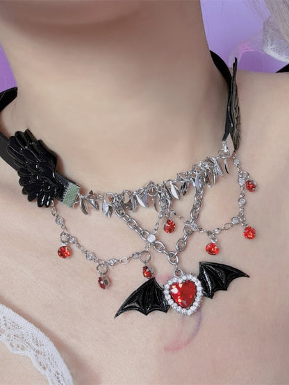 Y2K Wing Heart-shaped Pendant Punk Choker