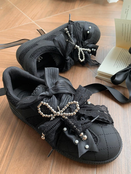 Verzierte Vorderseite Perlen Schwarz Schleife Schnürung Spitze Top Krawatten Sneakers bei