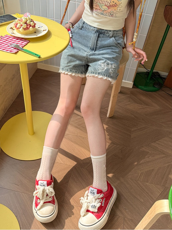 Blue Bowknot Embroidery Cuff Lace Trim Denim Shorts