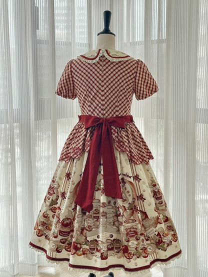 Rotes Country Lolita-Kurzkleid mit karierten Ärmeln und Muster und Aufdruck „Dosentomatoes“