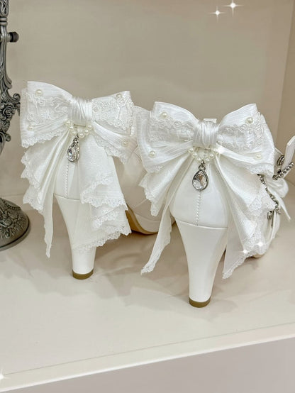 High Crisscross Heart Top White at Bow Buckle Heels Design