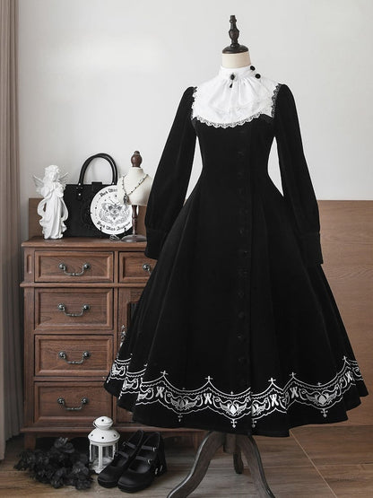für Schwarzes Winter-Herbst-Details Nonne und Stickereiärmel Lolita-Samtkleid lang