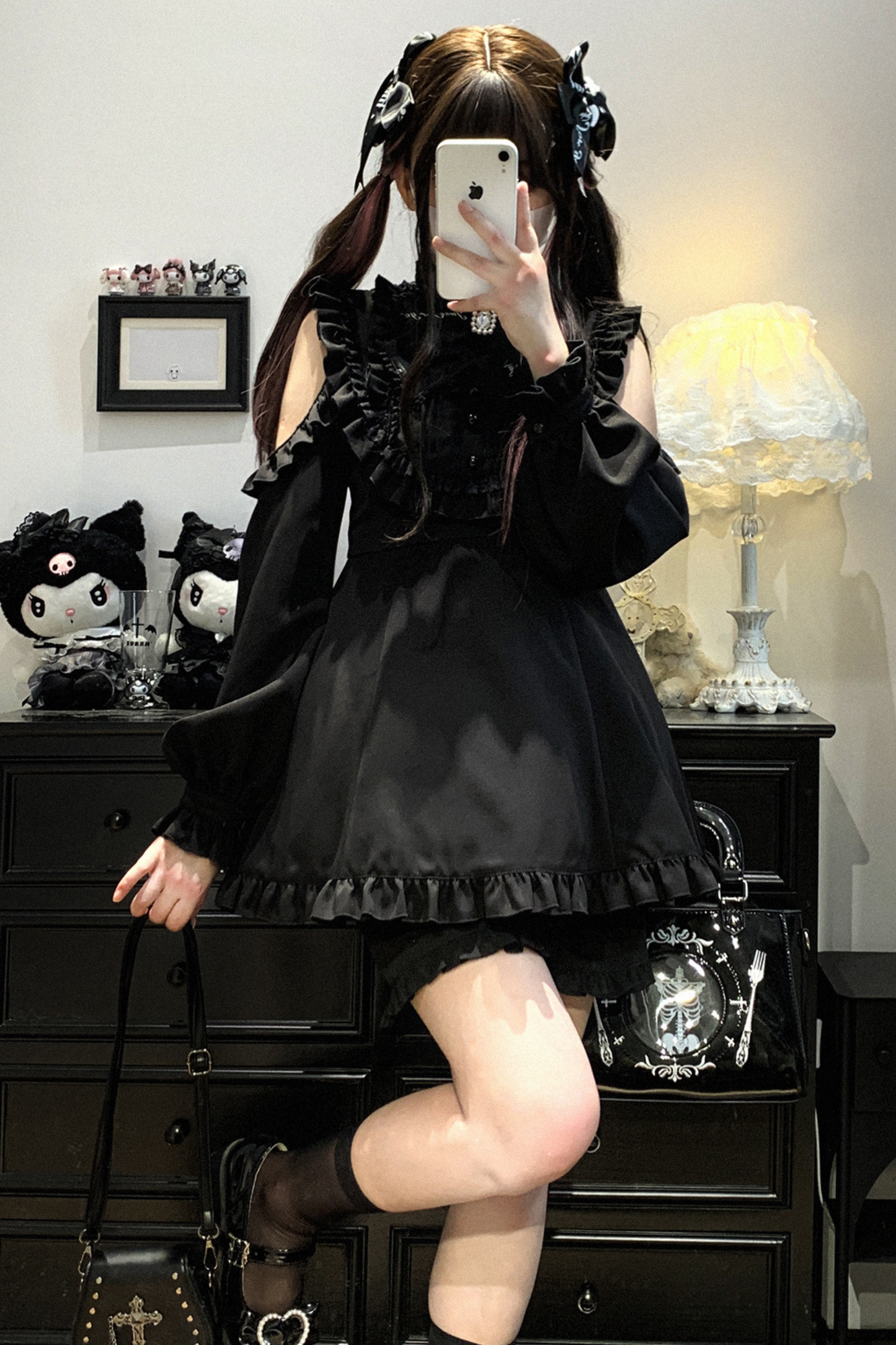 Ruffle Princess + Off-Shoulder Top Ribbon Shorts