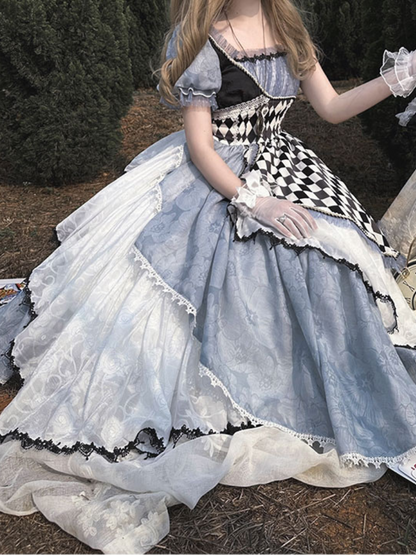 Asymmetrisches Karokleid „Alice im Wunderland“