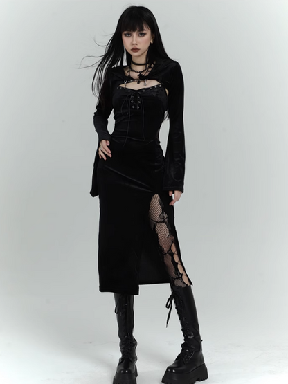 Robe nuisette gothique en velours noir avec fente latérale et haut à capuche à manches cloche