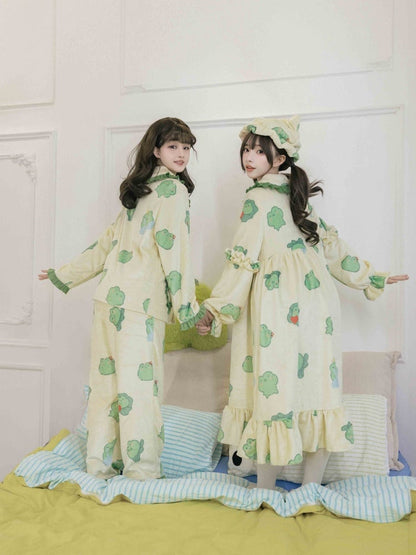 Frog Print Green Flannel Pajama Top Pants Set