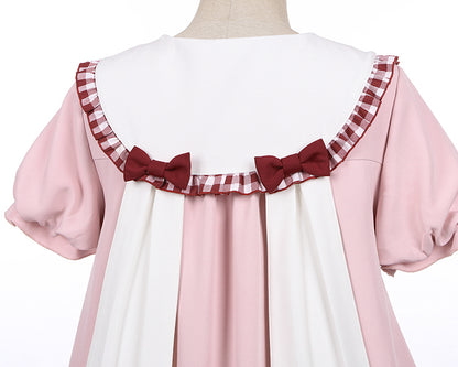 Robe rose clair à col Peter Pan et oreilles de lapin