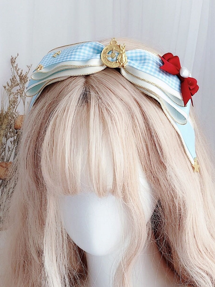Bowknot in Muster KC Wonderland Alice Uhr Plaid BlueWhite Vibes dekoriert
