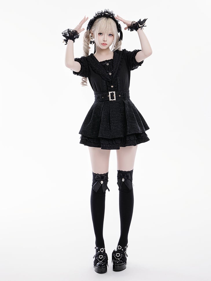 Jirai Kei Matrosenkragen, schwarze Bluse mit Strasssteinen, kurzen Ärmeln, herzförmiger Schleife und Verzierungen