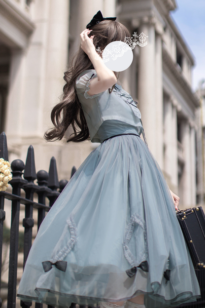 brooch dress Nostalgic ribbon top + traveling Alice outer