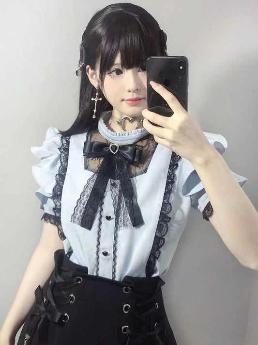 Jirai Kei Illusionsausschnitt Leichter Besatz Volant mit Bluse Spitze Flatterärmel Schwarz Blau
