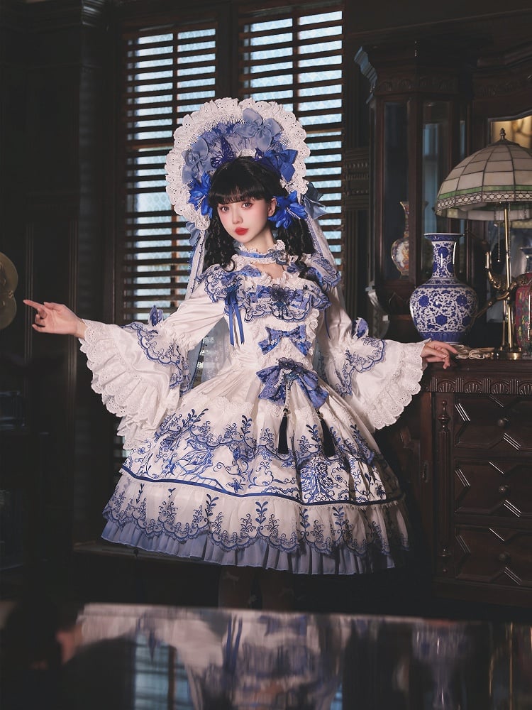 und Stoff Schmetterling Weiß Chinoiserie Blau Porzellan Stickerei