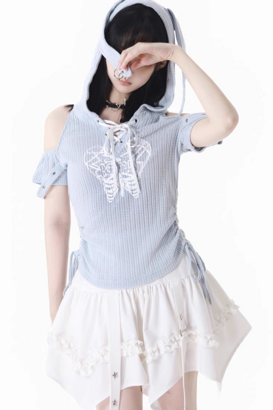 top skirt + off-the-shoulder Rabbit hooded cake