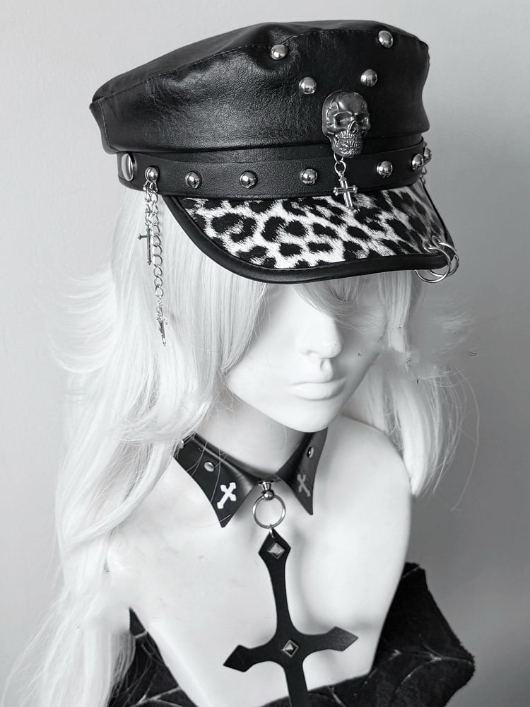 Nietenhut Kreuz Charm Punk Leopard PU Y2K Gyaru Mode