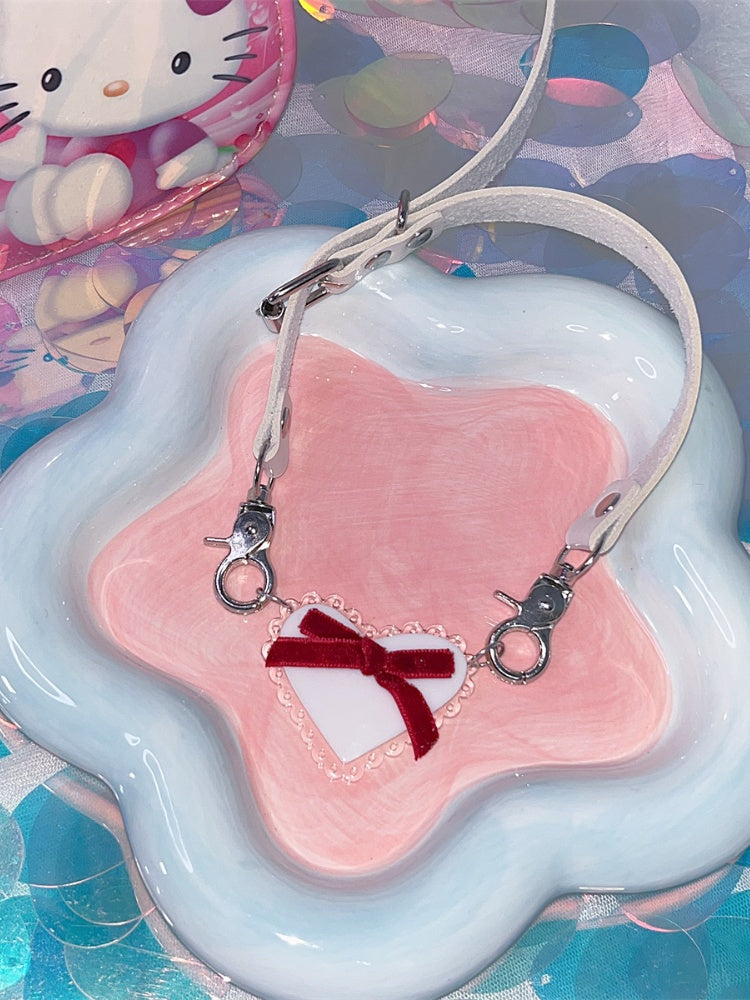 White Heart-shaped Pendant Red Bow Buckle Choker